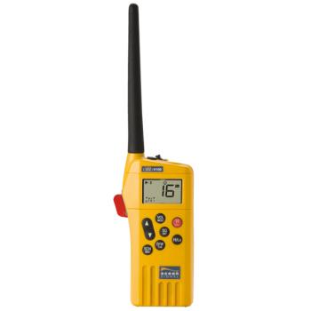 Ocean Signal safeSEA V100 GMDSS VHF-käsiradiopuhelin hätäparistolla ja akulla
