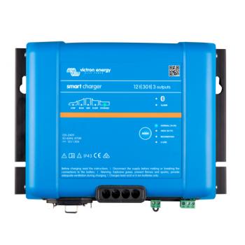 Victron Smart IP43 automaattilaturi12V/30A kolmella ulostulolla