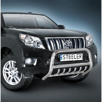Eu-valoteline hampailla Toyota Land Cruiser 150 2010-2013
