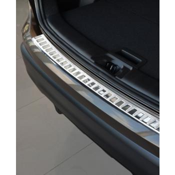 Takapuskurin suoja Nissan Qashqai  2013-17